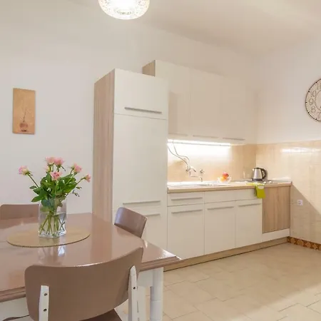 Sidro Apartman